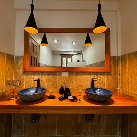 Ciel Y Miel Hotel Colon Exterior photo